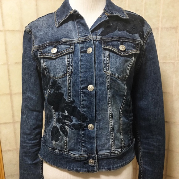 LuLaRoe Jackets & Blazers - LuLaRoe Harvey Denim Jacket